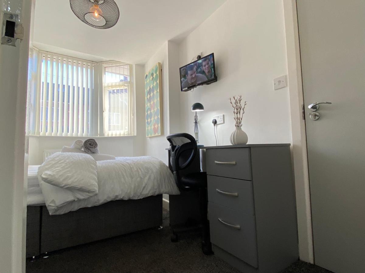 Nice Living Serviced Accommodations 2 Coventry Extérieur photo
