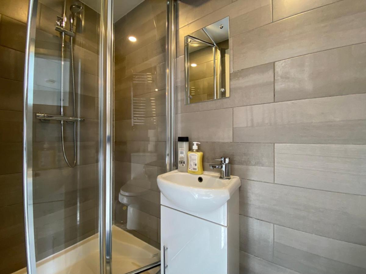 Nice Living Serviced Accommodations 2 Coventry Extérieur photo