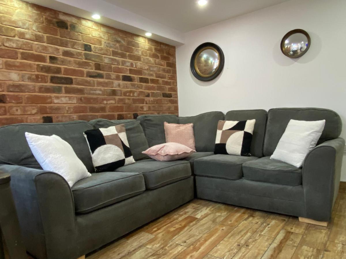 Nice Living Serviced Accommodations 2 Coventry Extérieur photo